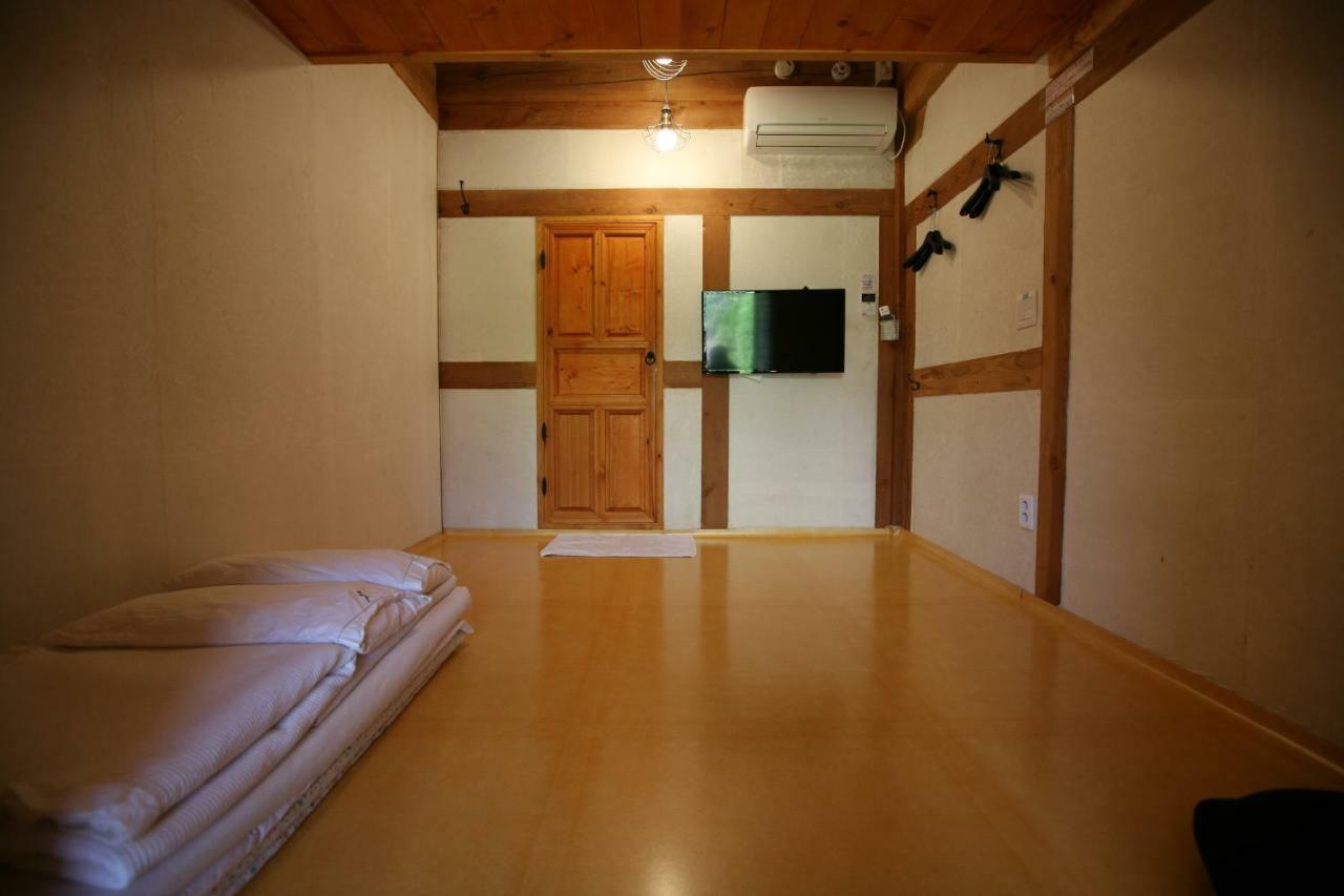 Gaeunchae 2 Hotel Jeonju Exterior photo