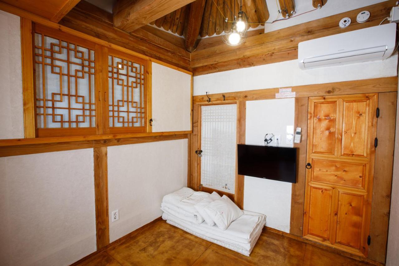 Gaeunchae 2 Hotel Jeonju Exterior photo