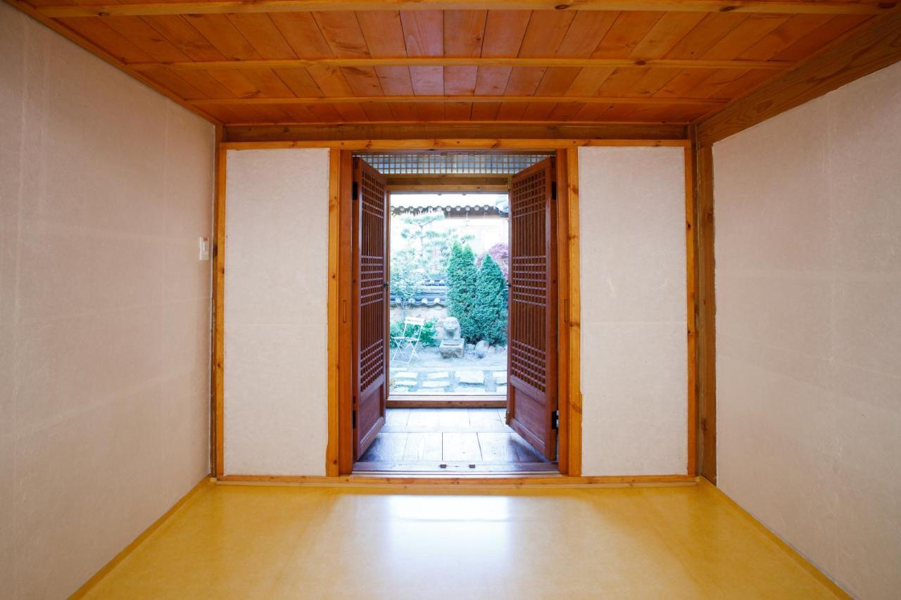 Gaeunchae 2 Hotel Jeonju Exterior photo